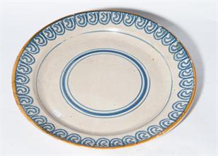 Lotto 358 - Piatto grande in ceramica