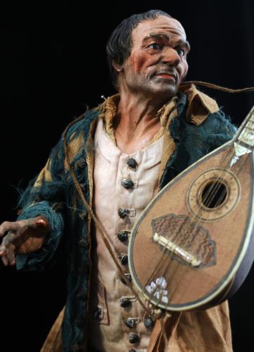 Lotto 63 - Nano gobbo con mandola