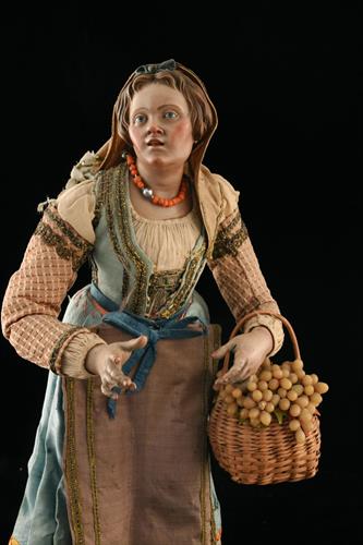 Lotto 14 - Fanciulla servente attr. Mosca