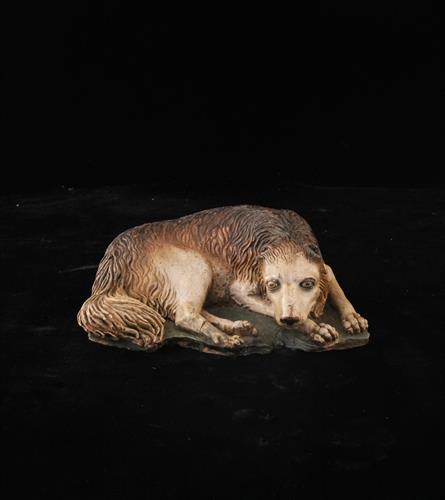 Lotto 35 - Cane accovacciato attrib. Ingaldi