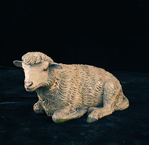 Lotto 41 - Pecora accosciata