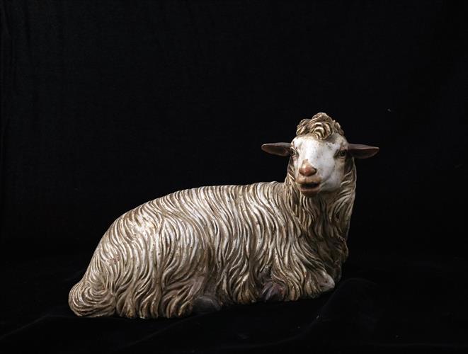 Lotto 48 - Pecora accosciata