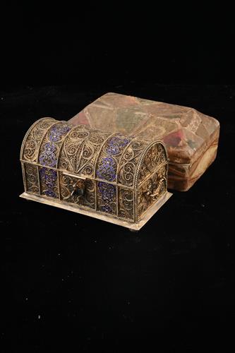 Lotto 77 - Accessori vari